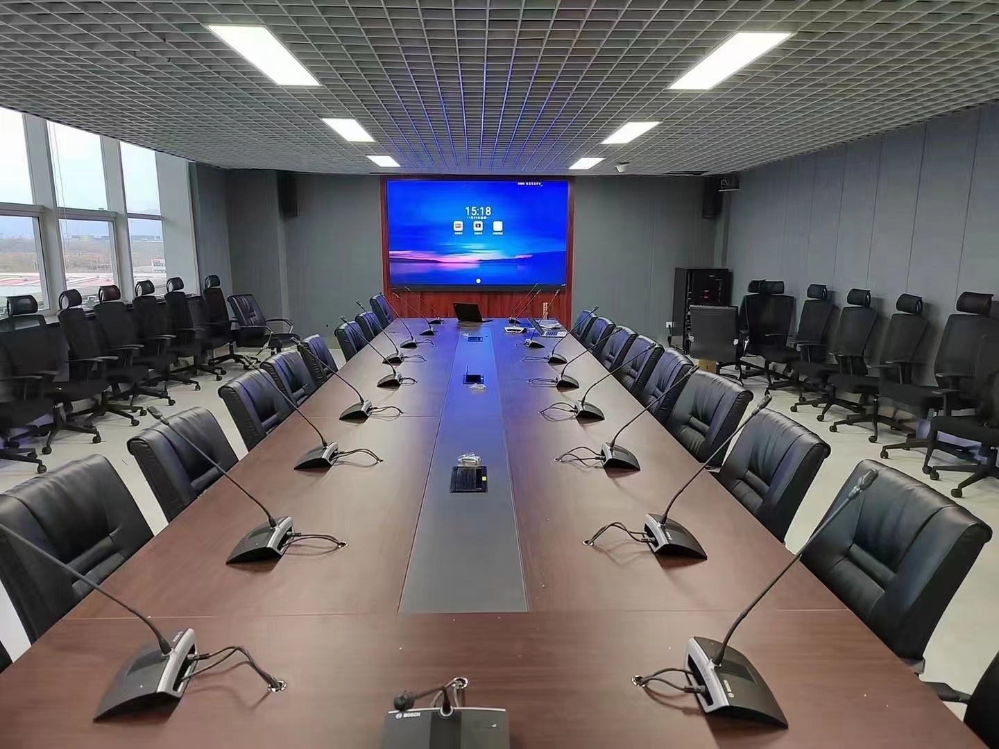 會(huì)議一體機(jī)